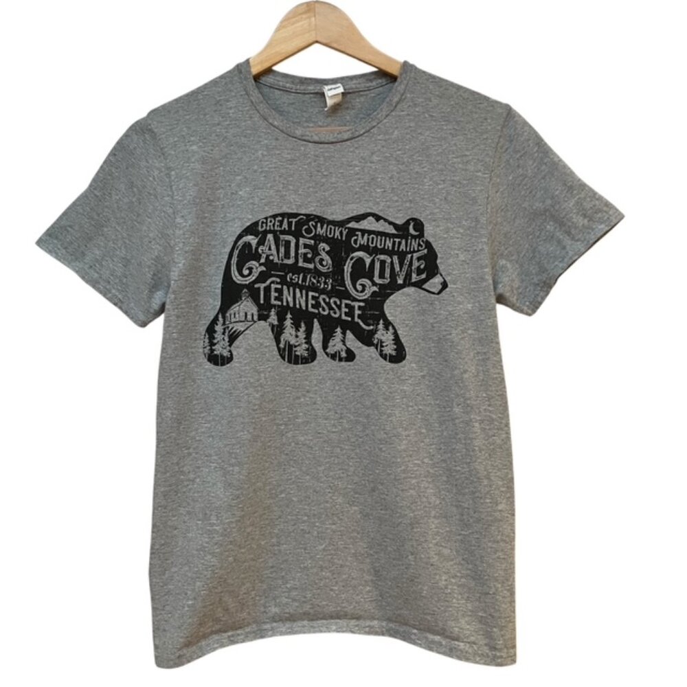 Cades Cove Tennessee Graphic T shirt in Gray size S